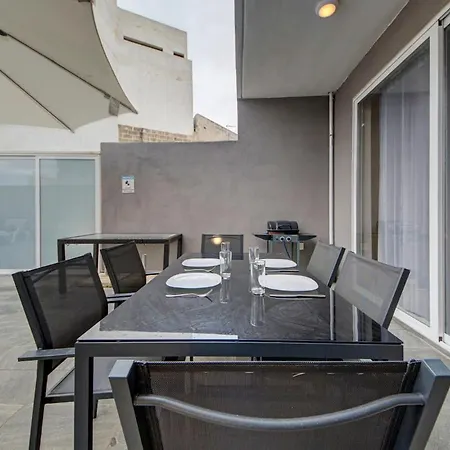 Oasis - Private Pool & Lounge Area * Santa Vennera