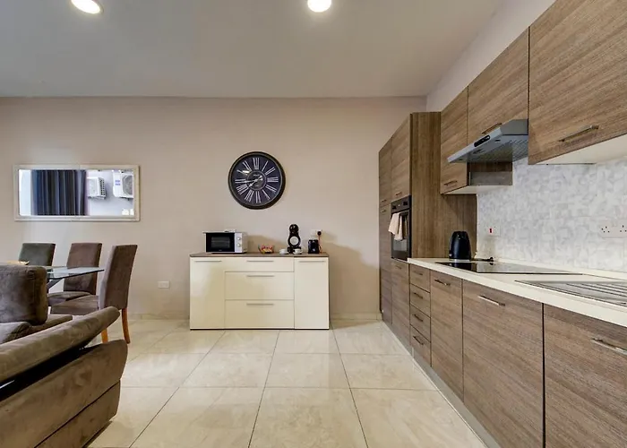 Apartment Oasis With Private Pool And Lounge Area Santa Vennera