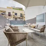 Apartamento Oasis With Private Pool And Lounge Area