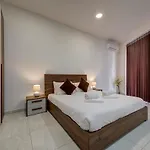 Apartmán Oasis - Private Pool & Lounge Area *