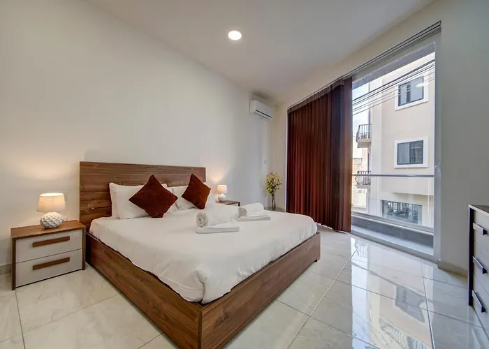 Oasis With Private Pool And Lounge Area Santa Vennera